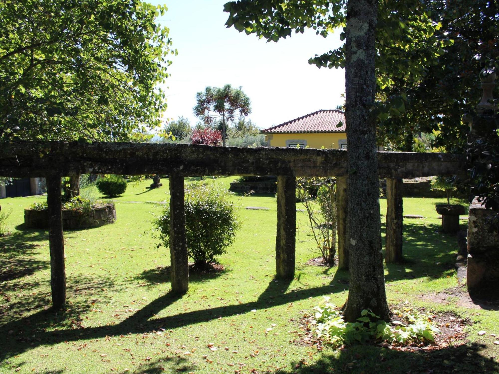 Nice Cottage In Santa Comba With Communal Pool ポンテ・デ・リマ エクステリア 写真